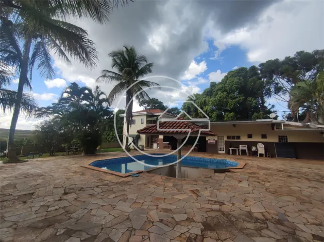 VENDE-SE Chácara NO SERRA DOURADA - MARÍLIA/SP