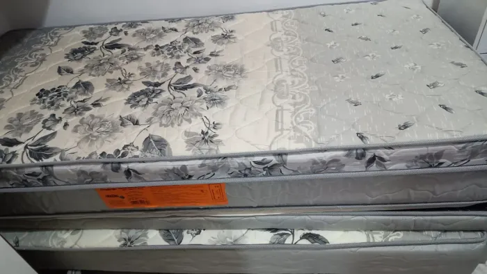 Cama box conjugada solteiro (seminova)