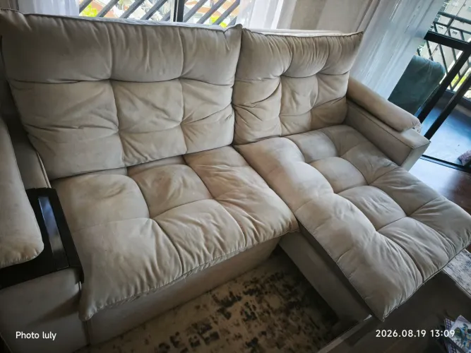 Sofá retrátil,com chaise, cinza, perfeito 