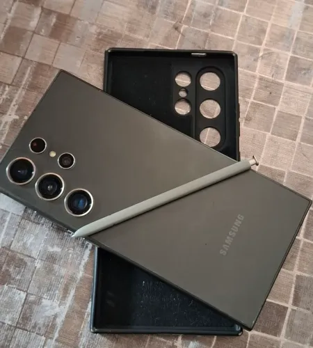 Galaxy s24 ultra vendo ou troco