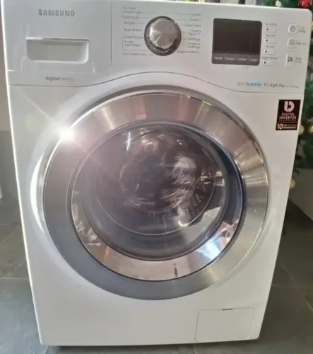 Máquina de lavar e secar Samsung
