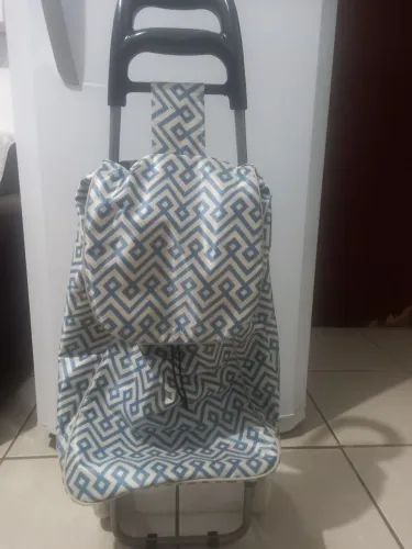 Vendo carrinho pra carregar compras 50,00