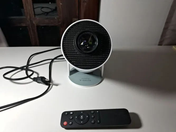 HY-300 HD