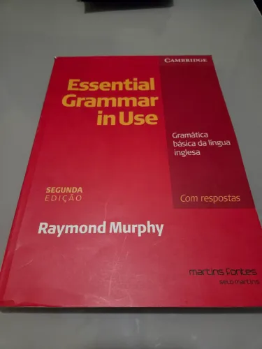 Livro Essential Gramar in Use - Cambridge