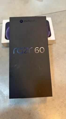 Motorola razr 60 256gb lacrado