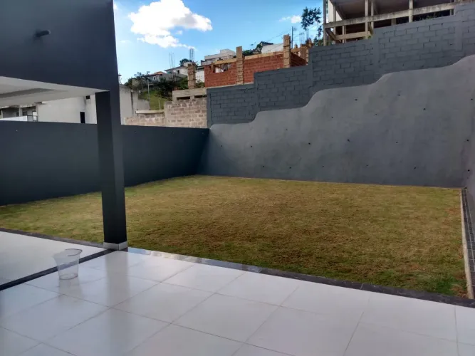Serviço de limpeza de terreno em geral
