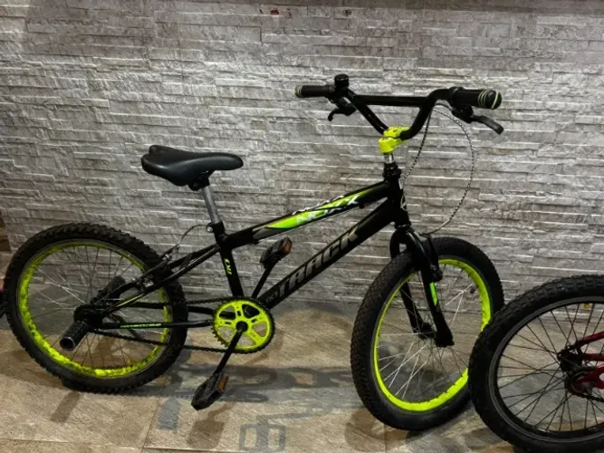 Bicicleta semi novas.