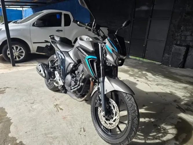 FZ25 250 FAZER CONNECTED