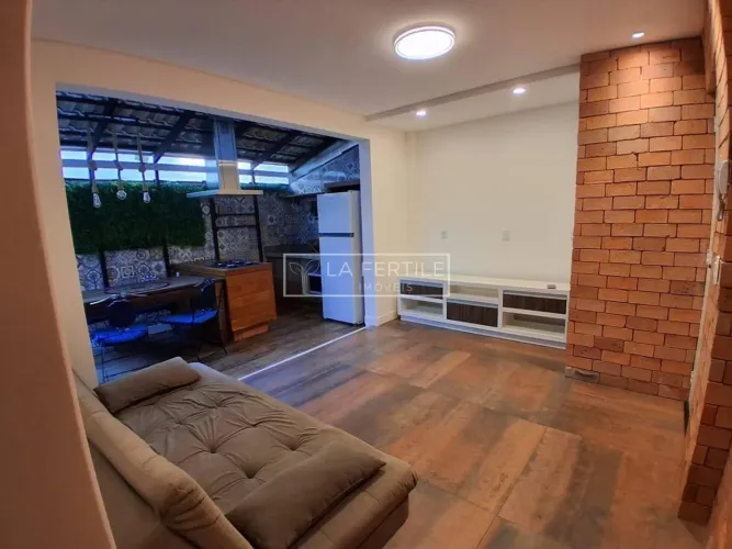 Apartamento com 1 Dormitório, 78 m², aluguel de R$ 3.200 + Taxas - Vila Real, Balneário Ca