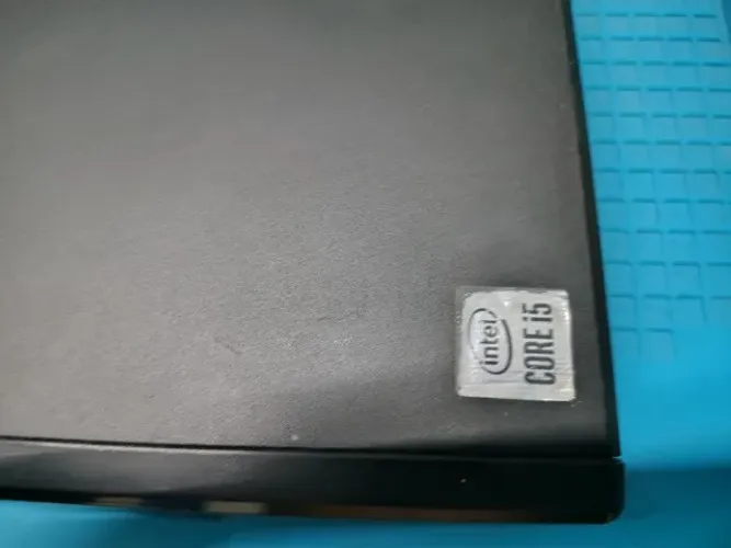 Descktop compacto