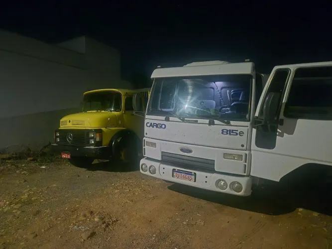 Frete caminhão 3/4 e toco carroceria aberta