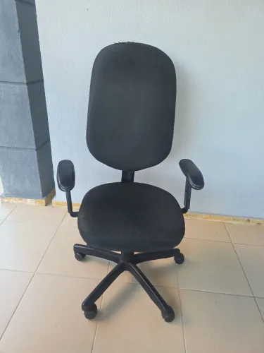Vendo esta cadeira