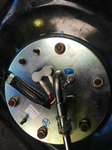 Bomba de combustível da NC 750