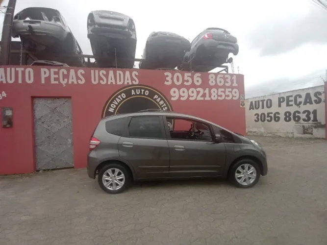 Honda Fit para retirada de peças