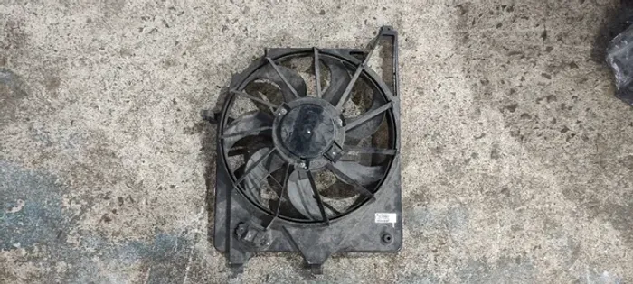 Ventilador do Radiador Renault Sandero Logan 2017 à 2014  *3