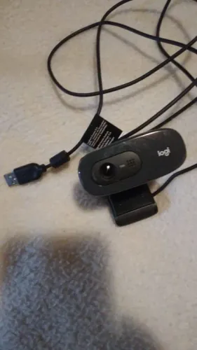 Web cam Logitech resolucao720p memória Flash SD 3 PolegadasUSB Preto
