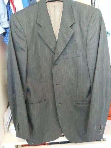 Terno ARAMIS RISCA DE GIZ  140,00