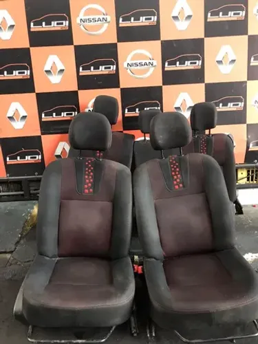 Jogo de Banco Renault Sandero Stepway Antigo
