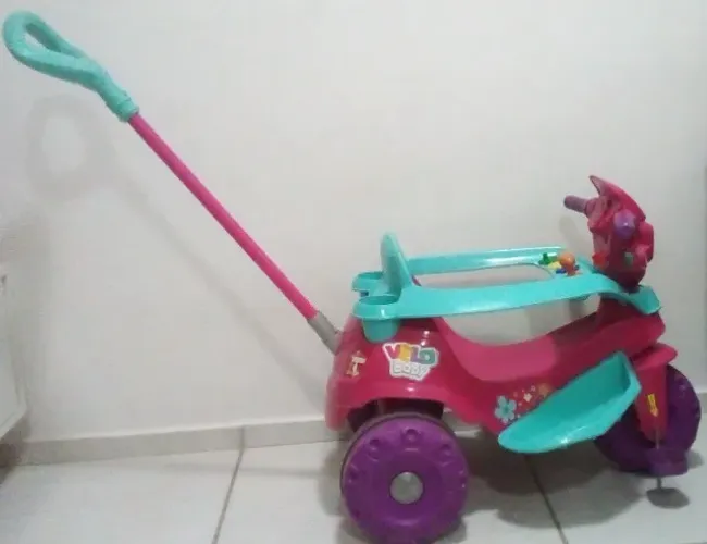 Triciclo velobaby bandeirantes