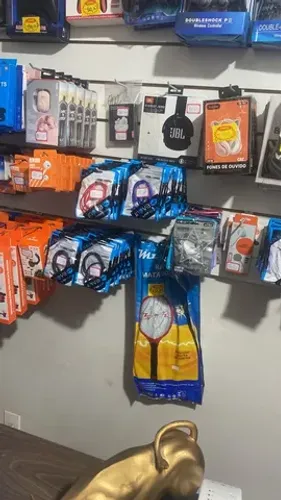Fone de ouvido com fio apartir de 10.00