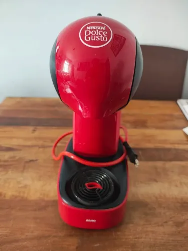 Cafeteria elétrica Nescafé Dolce Gusto, 110v