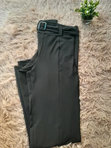 Calça com cinto legging poliamida