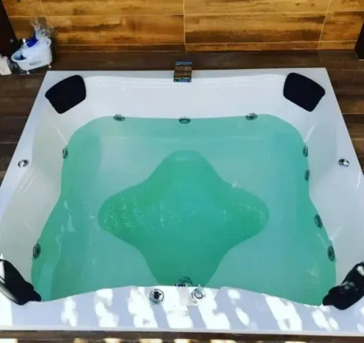Banheira de hidromassagem para momentos de relaxamento