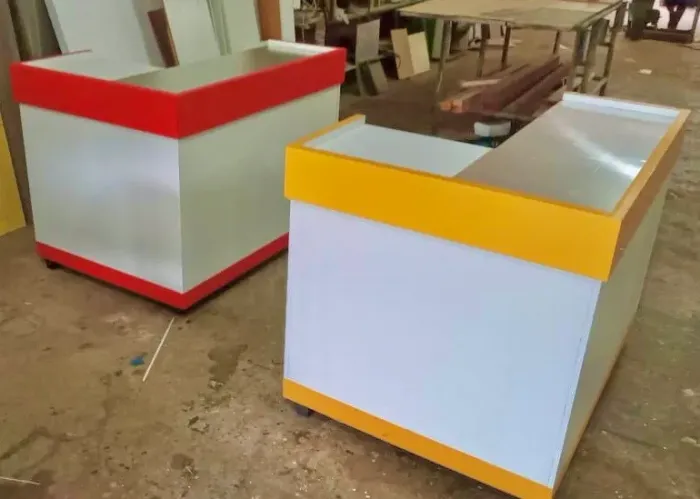 Balcões comerciais personalizados