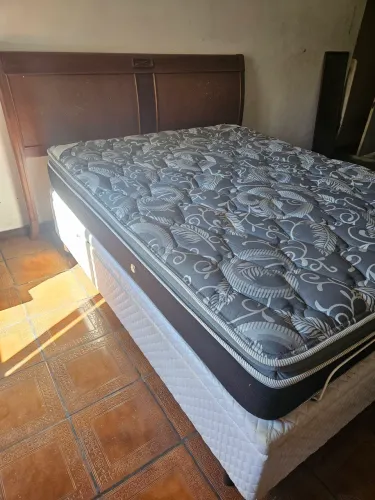 Cama Box king com Cabeceira