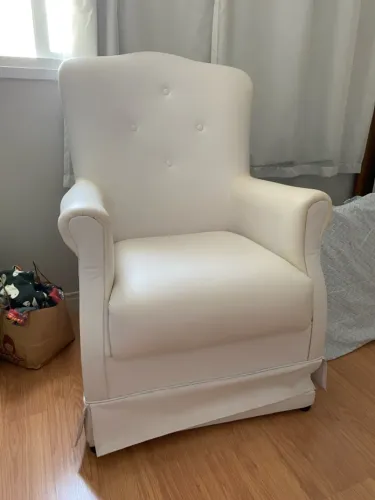 Poltrona com balanço