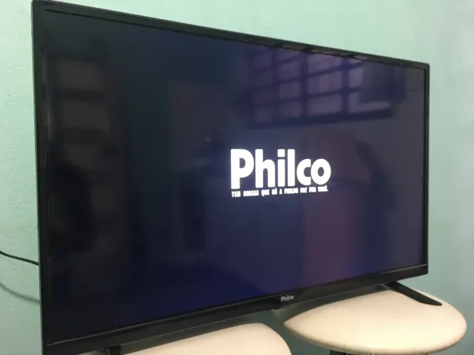 TV PHILCO TELA 32? LCD