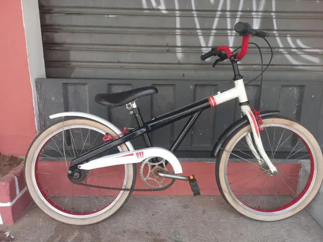 Bicicleta antiga aro 20 retrô