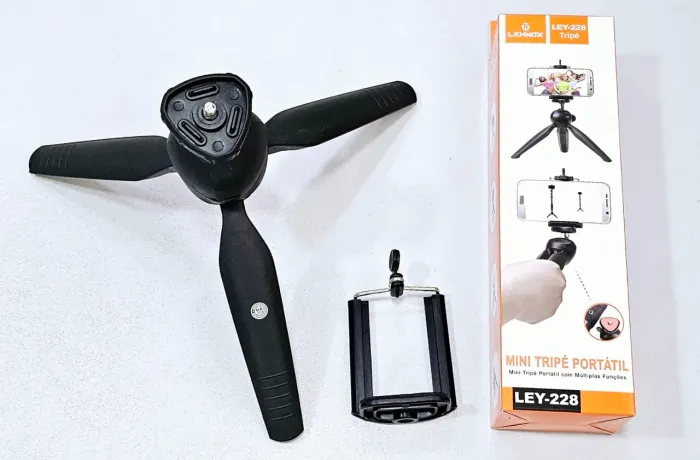 Mini Tripé Portátil para Celular com Múltiplas Funções
