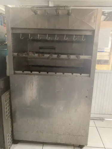 Churrasqueira a gás Tomasi