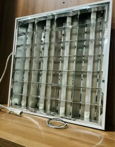 Luminária Embutida com Grade 62x62