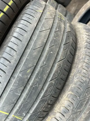Pneu 215/50/17 Turanza 80 % Vida Util.
