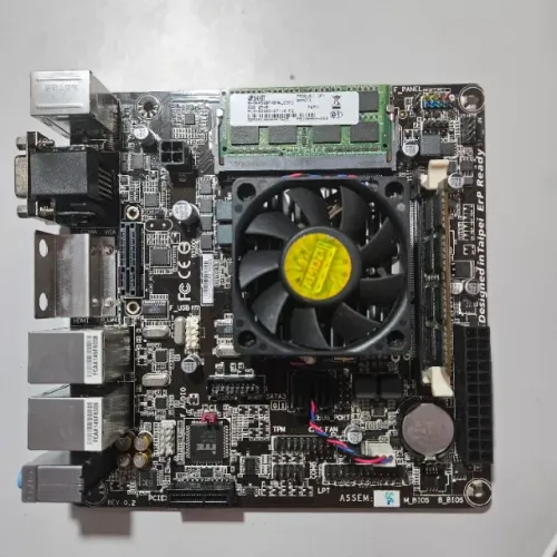 Placa mãe Gigabyte mini ITX Intel N3050 4GB