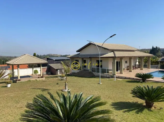 Chácara Residencial com 4 Quartos, sendo 3 Suítes à venda, 1000 m² por R$ 1.440.000 - Cond