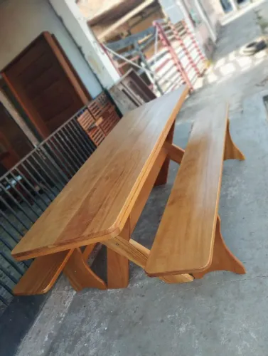 Mesa rústica