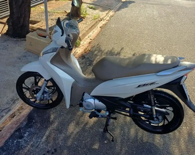 Honda Biz 125 / 2023