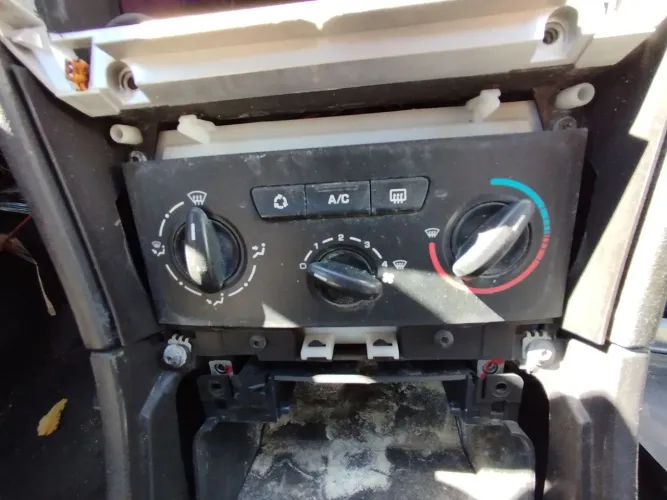 Painel de ar condicionado analógico Peugeot 307