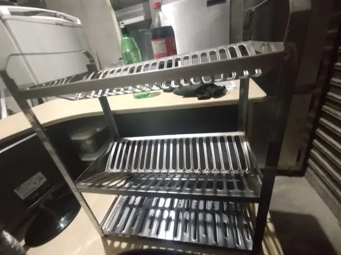 Escorredor inox 40 pratos 3 andar