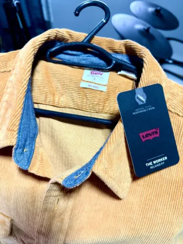 Camisa Levi's® Classic Worker Laranja Manga Longa Tamanho G, nova, ainda com etiqueta!
