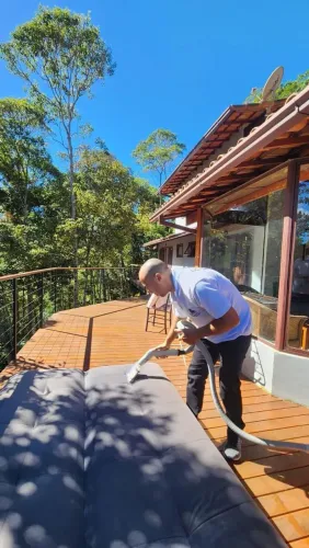 Limpeza de Sofá em Petrópolis | Higienização Profissional