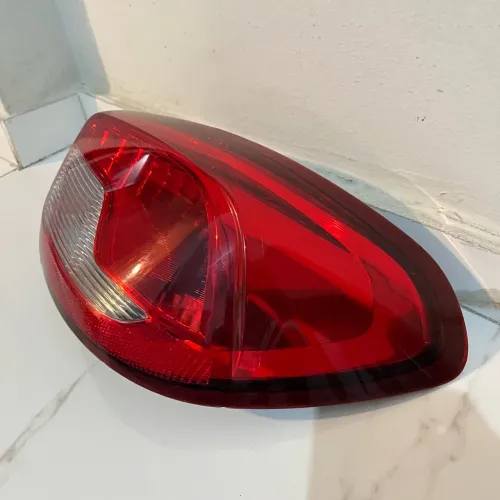 Lanterna Traseira Renault Kwid