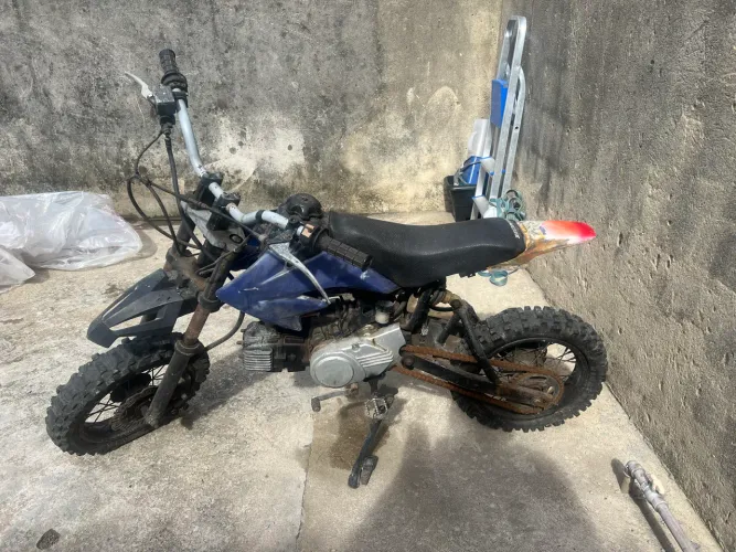 Vendo moto de trilha 