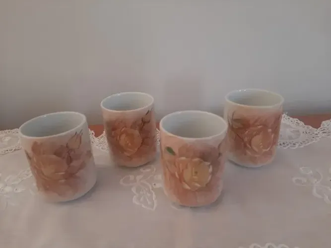 Copos pintura floral