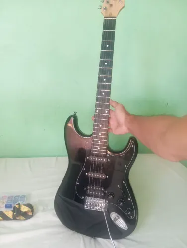 Guitarra Giannini G-101