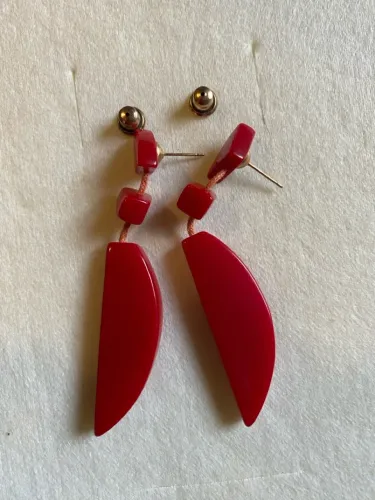 Brincos Vermelhos Geometricos