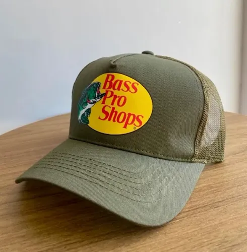 Bones da Bass Pro Shops
